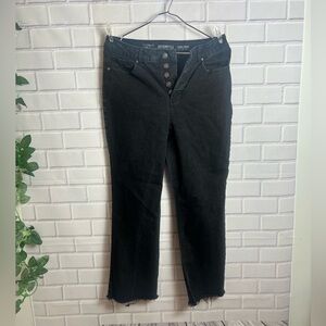 SOUND STYLE women black Straight Leg Jeans with Frayed Hem/size 8